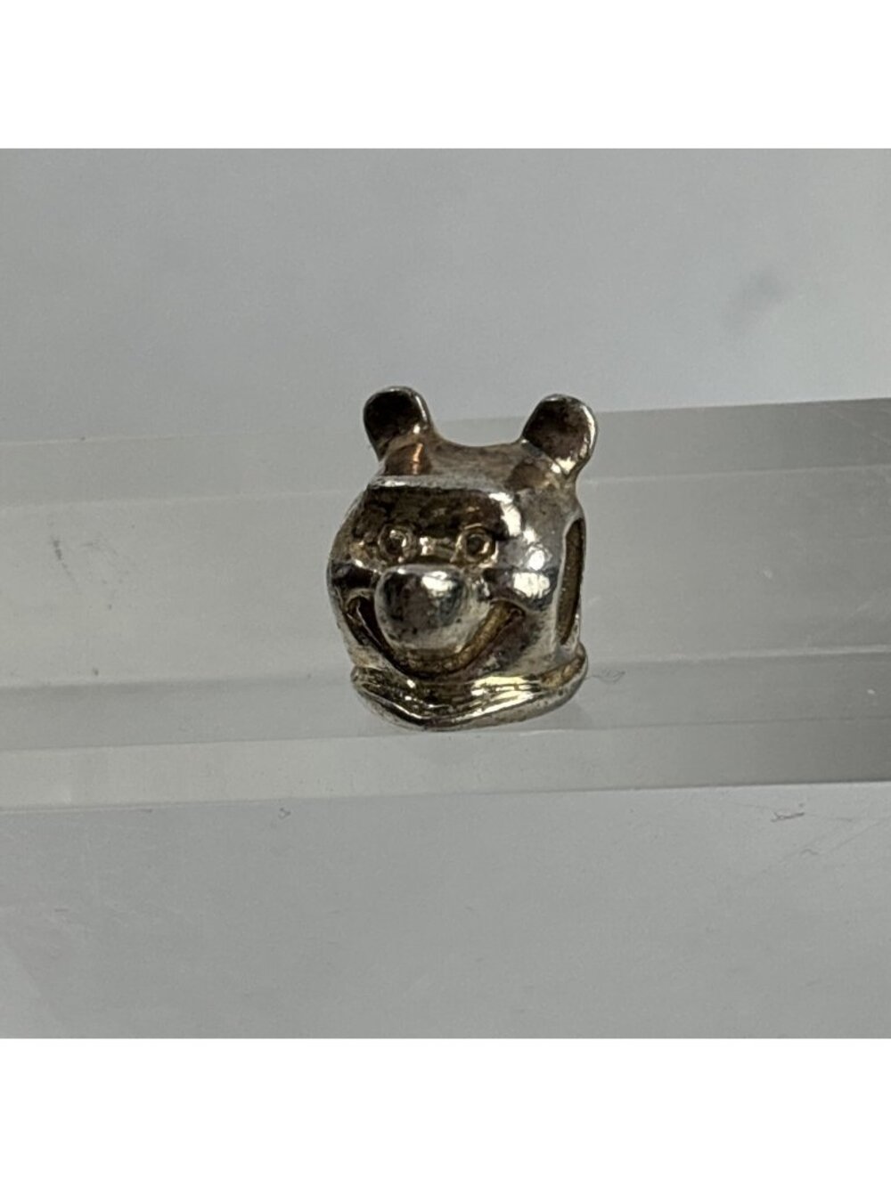 Chamilia Bead - Sterling Silver Winnie the Pooh Charm Pooh Bear 925 - Picture 1 of 4